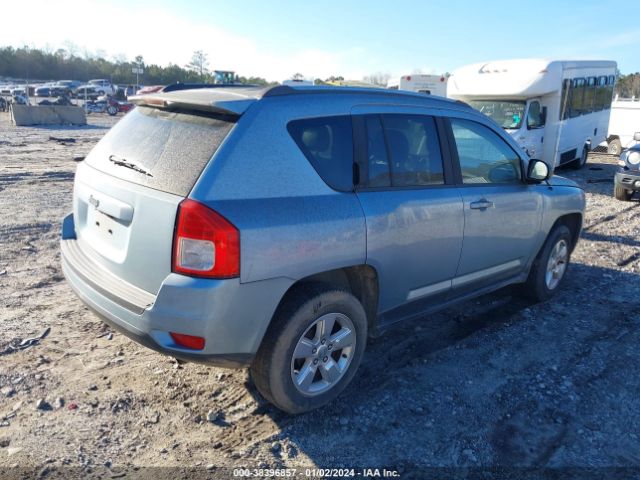 Photo 3 VIN: 1C4NJCBA8DD140659 - JEEP COMPASS 