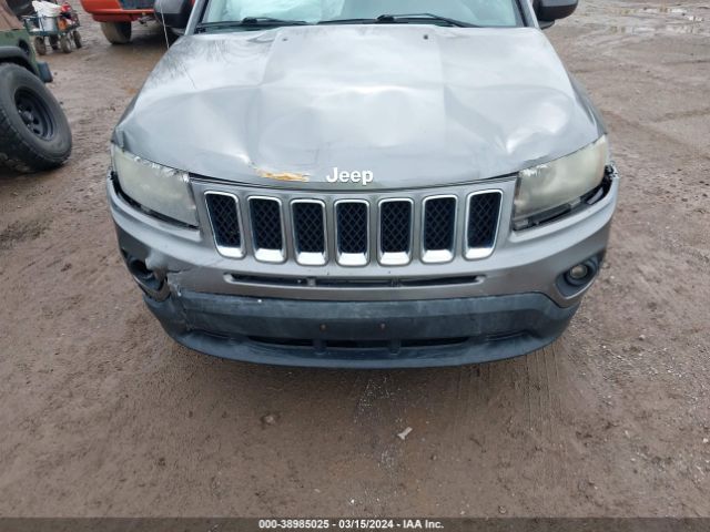 Photo 5 VIN: 1C4NJCBA8ED510283 - JEEP COMPASS 