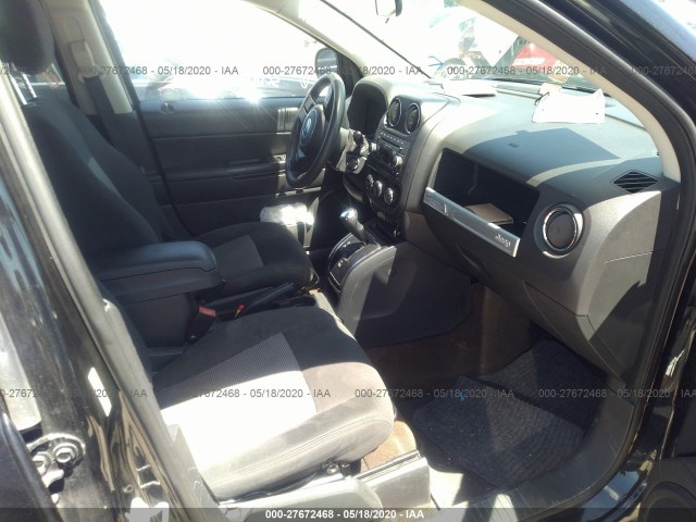 Photo 4 VIN: 1C4NJCBA8ED882545 - JEEP COMPASS 