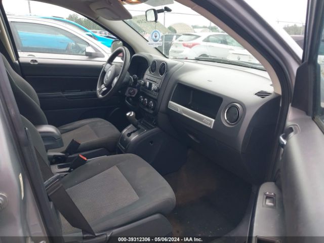 Photo 4 VIN: 1C4NJCBA8FD386436 - JEEP COMPASS 