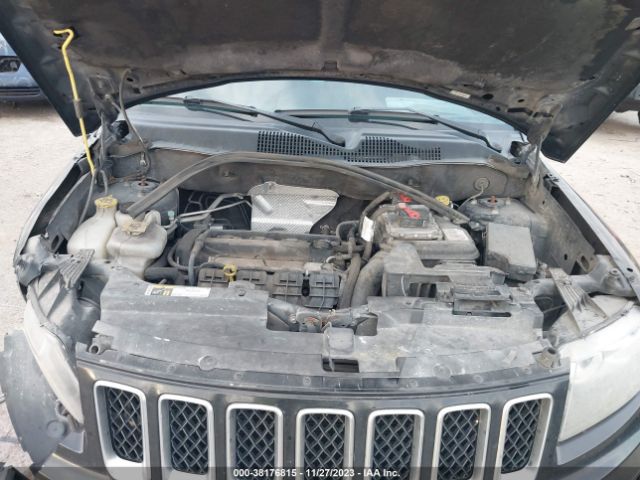 Photo 9 VIN: 1C4NJCBA8GD553055 - JEEP COMPASS 