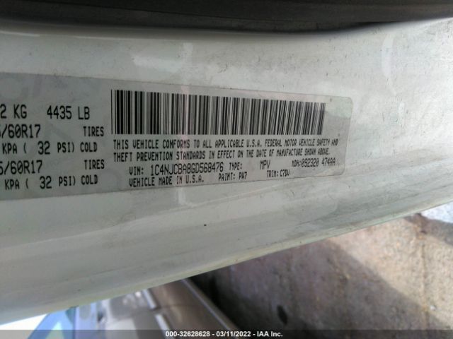 Photo 8 VIN: 1C4NJCBA8GD568476 - JEEP COMPASS 