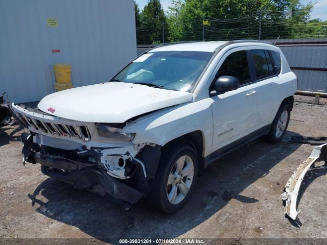 Photo 1 VIN: 1C4NJCBA8GD664897 - JEEP COMPASS 