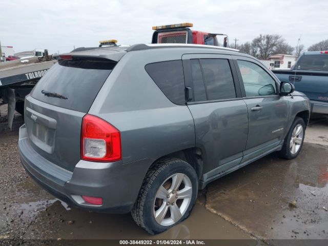 Photo 3 VIN: 1C4NJCBA9CD502495 - JEEP COMPASS 