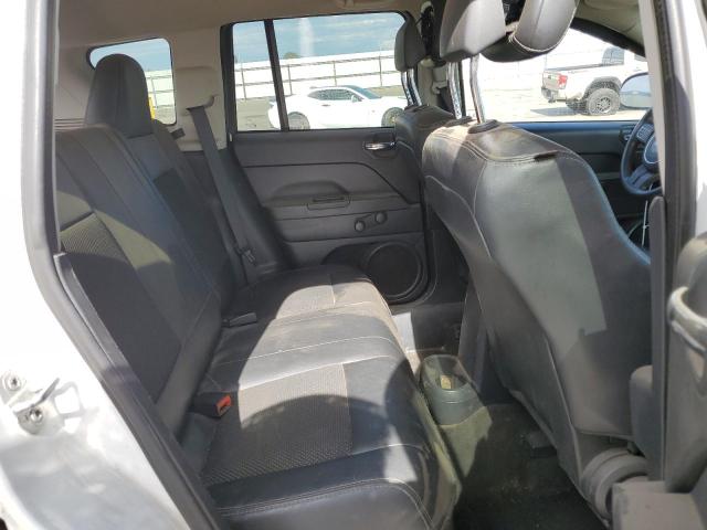 Photo 10 VIN: 1C4NJCBA9FD427799 - JEEP COMPASS 