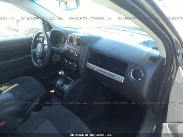 Photo 4 VIN: 1C4NJCBA9GD525684 - JEEP COMPASS 