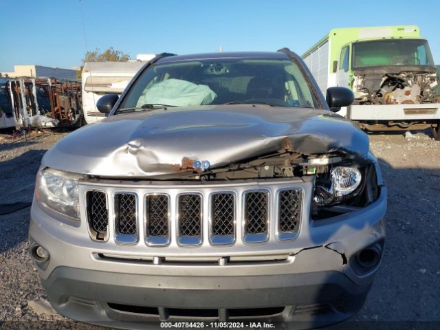 Photo 5 VIN: 1C4NJCBA9GD553713 - JEEP COMPASS 