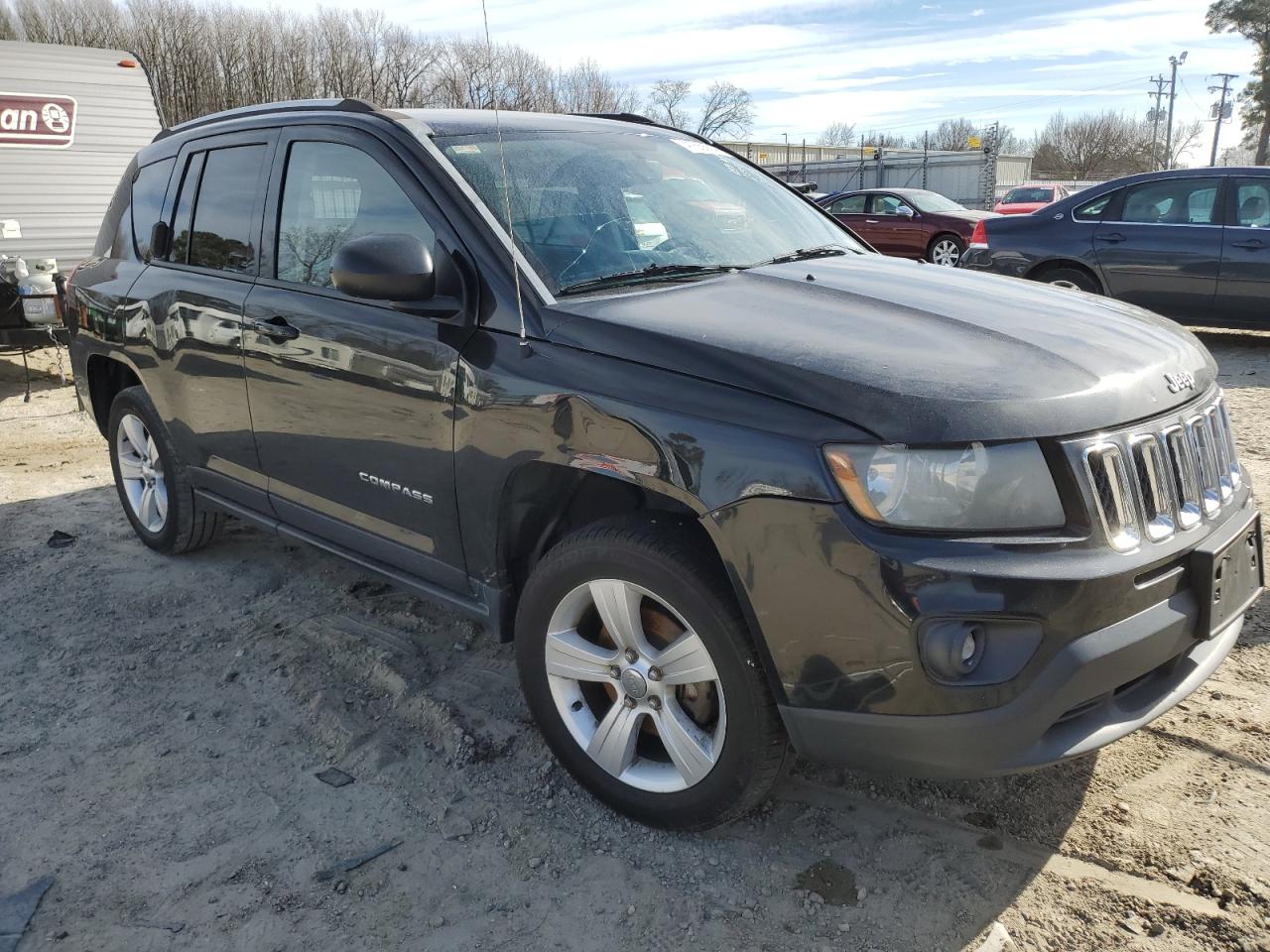 Photo 3 VIN: 1C4NJCBA9GD628443 - JEEP COMPASS 