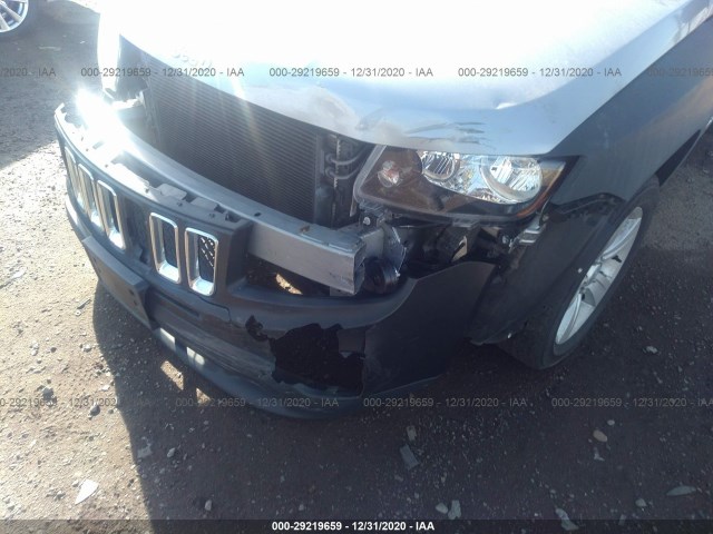 Photo 5 VIN: 1C4NJCBA9GD641256 - JEEP COMPASS 