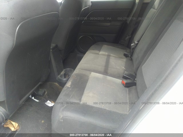 Photo 7 VIN: 1C4NJCBA9GD665007 - JEEP COMPASS 