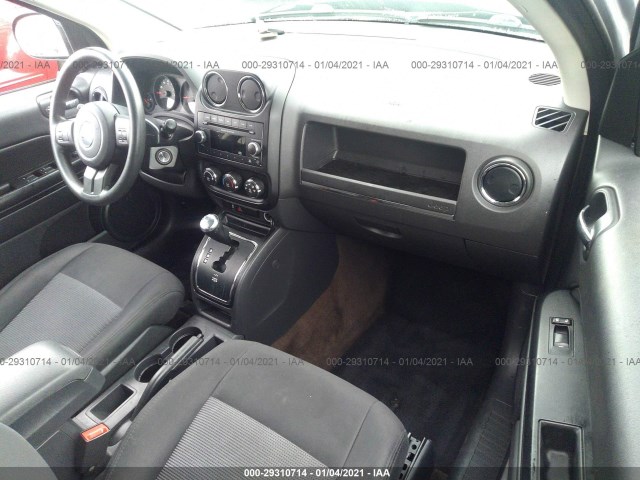 Photo 4 VIN: 1C4NJCBAXDD265484 - JEEP COMPASS 