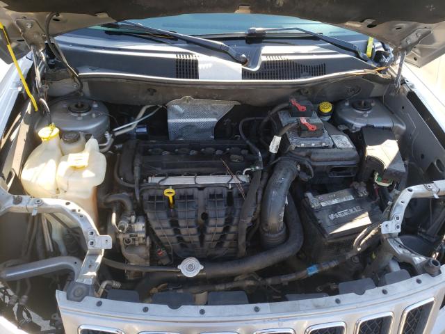 Photo 6 VIN: 1C4NJCBAXFD249675 - JEEP COMPASS SP 