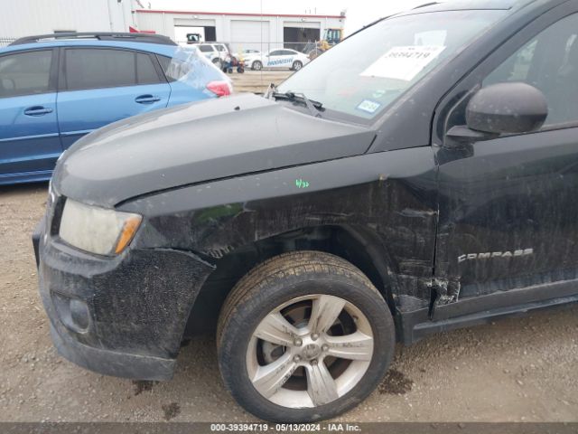 Photo 5 VIN: 1C4NJCBAXGD512765 - JEEP COMPASS 