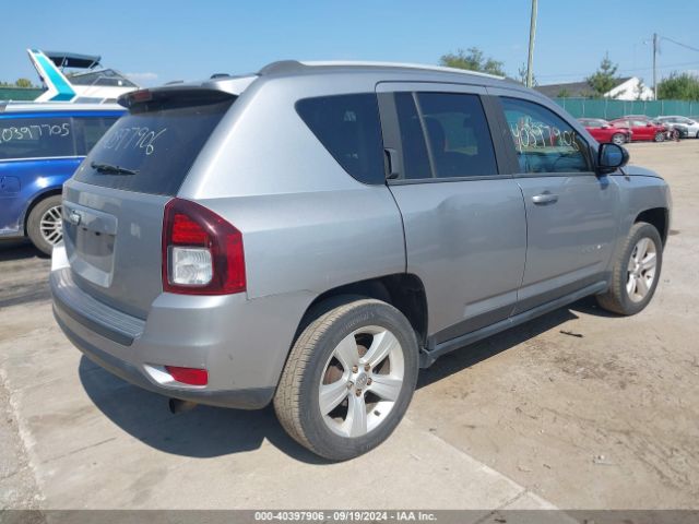 Photo 3 VIN: 1C4NJCBAXGD524902 - JEEP COMPASS 