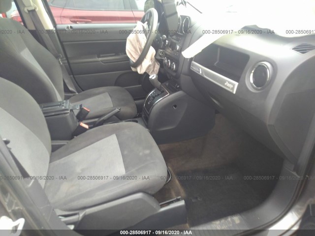 Photo 4 VIN: 1C4NJCBAXGD525676 - JEEP COMPASS 