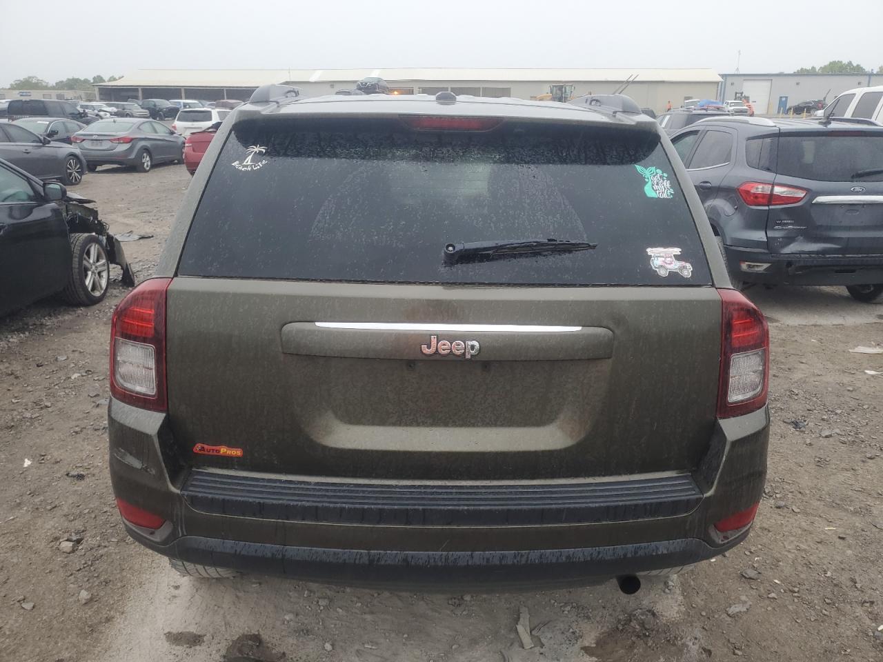 Photo 5 VIN: 1C4NJCBAXGD553302 - JEEP COMPASS 