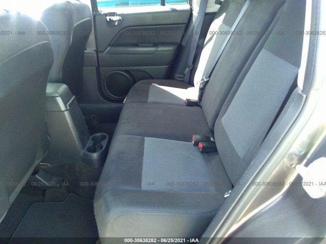 Photo 7 VIN: 1C4NJCBAXGD611201 - JEEP COMPASS 