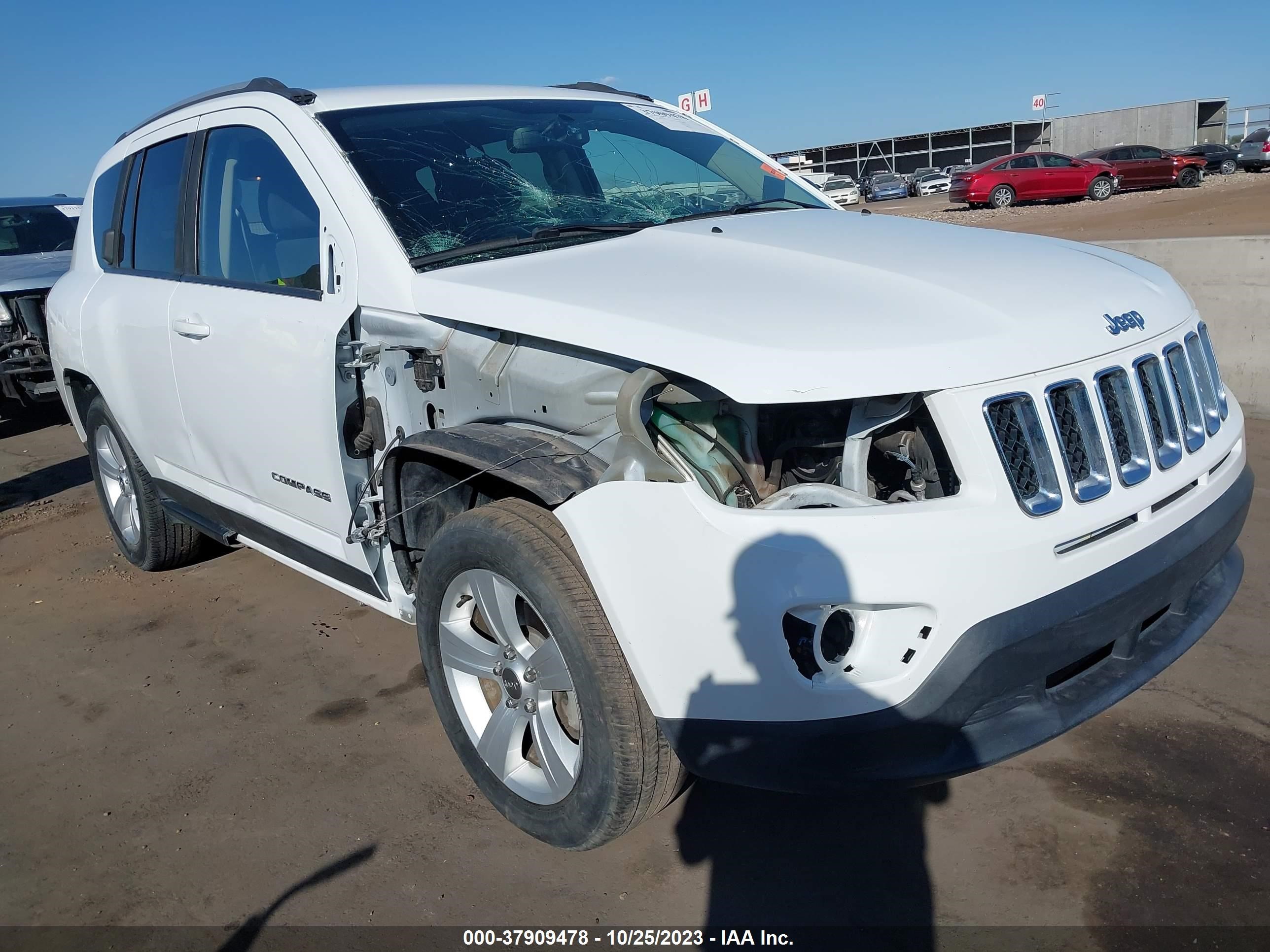 Photo 5 VIN: 1C4NJCBAXGD681491 - JEEP COMPASS 