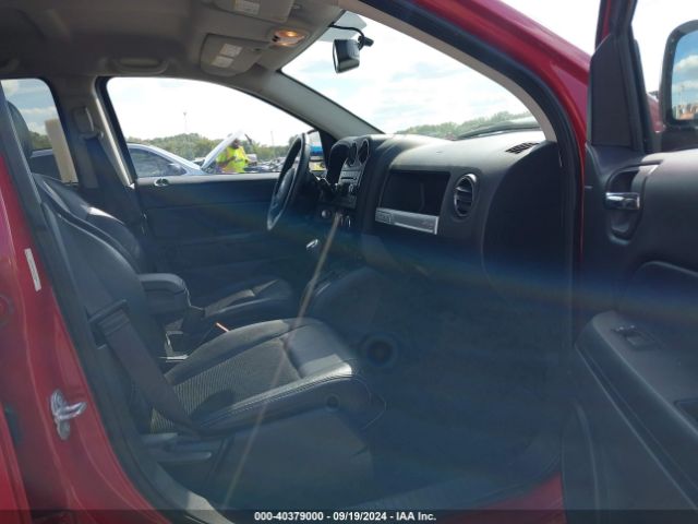 Photo 4 VIN: 1C4NJCBAXGD731404 - JEEP COMPASS 