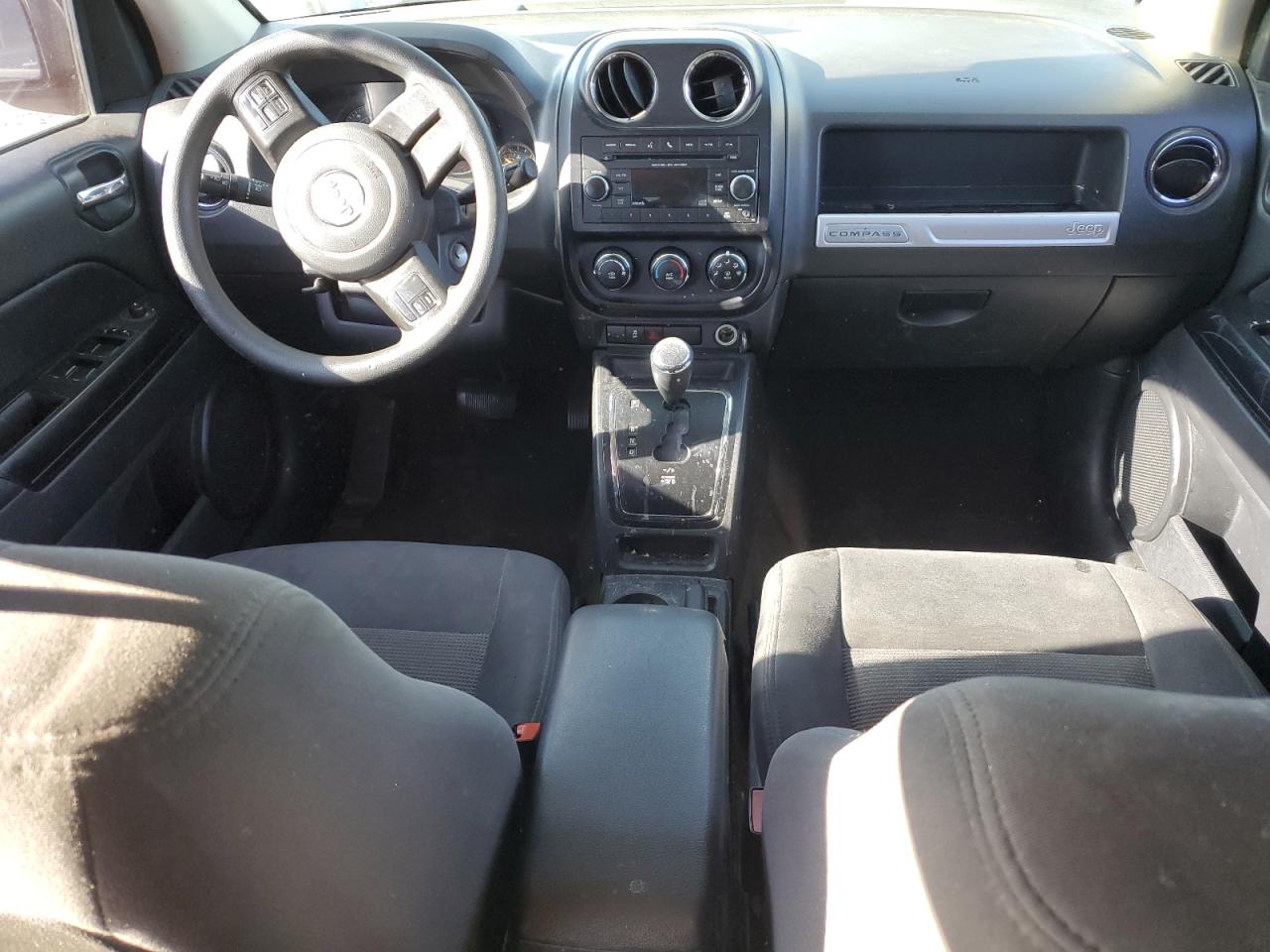 Photo 7 VIN: 1C4NJCBB0FD296657 - JEEP COMPASS 