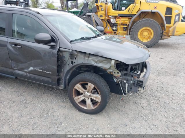 Photo 5 VIN: 1C4NJCBB0GD797548 - JEEP COMPASS 