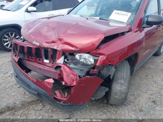 Photo 5 VIN: 1C4NJCBB0GD815711 - JEEP COMPASS 