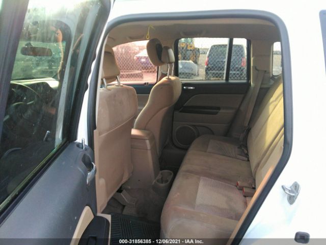 Photo 7 VIN: 1C4NJCBB1DD146487 - JEEP COMPASS 