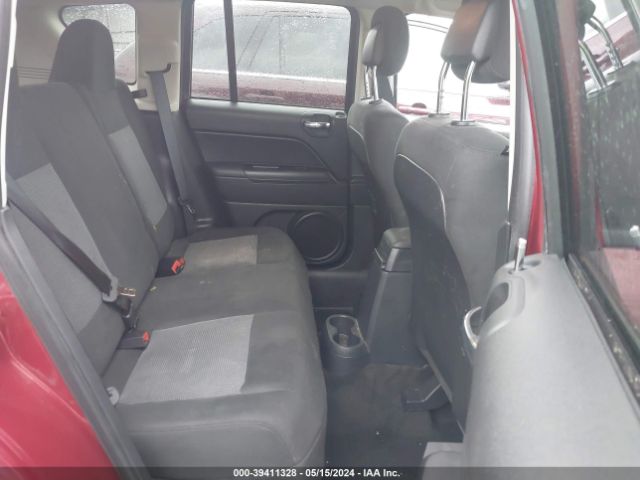 Photo 7 VIN: 1C4NJCBB2GD506502 - JEEP COMPASS 