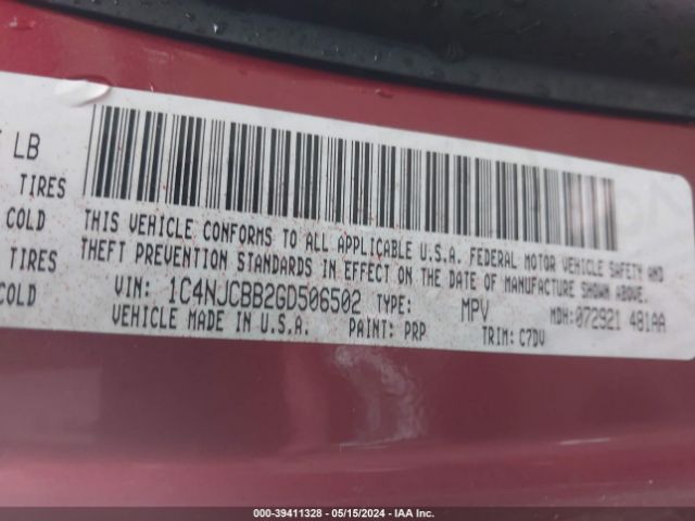 Photo 8 VIN: 1C4NJCBB2GD506502 - JEEP COMPASS 