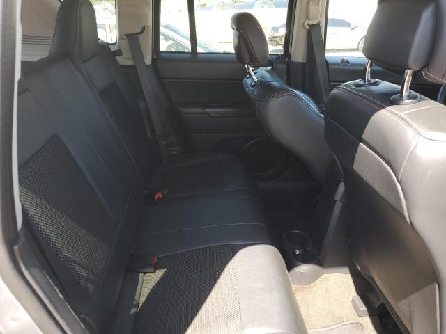 Photo 10 VIN: 1C4NJCBB2GD777334 - JEEP COMPASS 