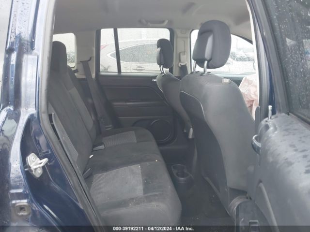 Photo 7 VIN: 1C4NJCBB4FD377869 - JEEP COMPASS 