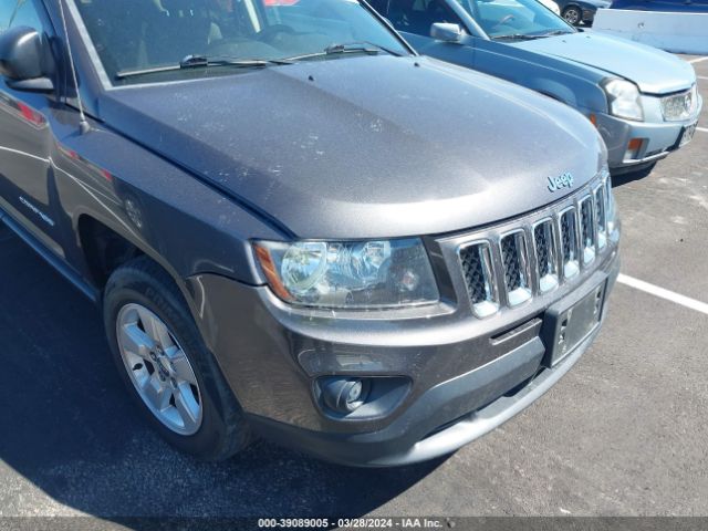 Photo 5 VIN: 1C4NJCBB4GD548864 - JEEP COMPASS 