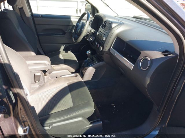 Photo 4 VIN: 1C4NJCBB5FD264089 - JEEP COMPASS 