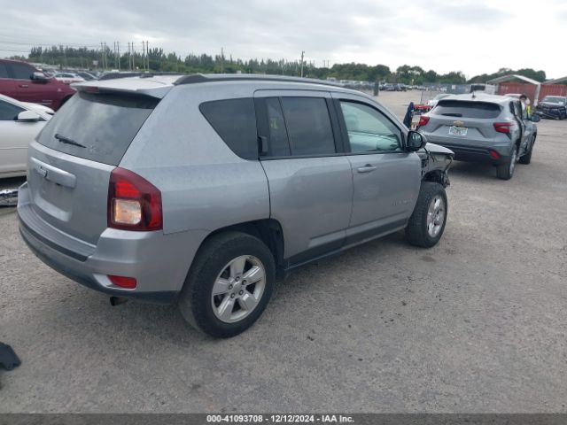 Photo 3 VIN: 1C4NJCBB5GD681732 - JEEP COMPASS 