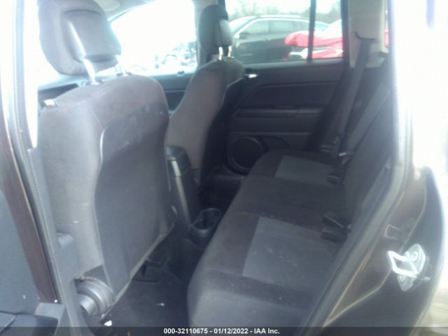 Photo 7 VIN: 1C4NJCBB6GD731330 - JEEP COMPASS 