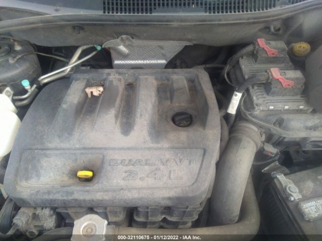 Photo 9 VIN: 1C4NJCBB6GD731330 - JEEP COMPASS 