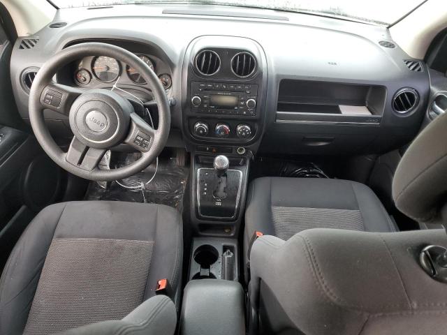 Photo 7 VIN: 1C4NJCBB7CD610204 - JEEP COMPASS 