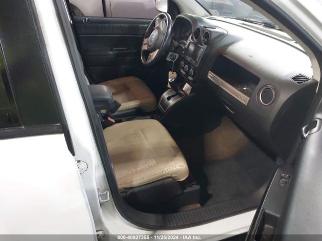 Photo 4 VIN: 1C4NJCBB8GD703397 - JEEP COMPASS 