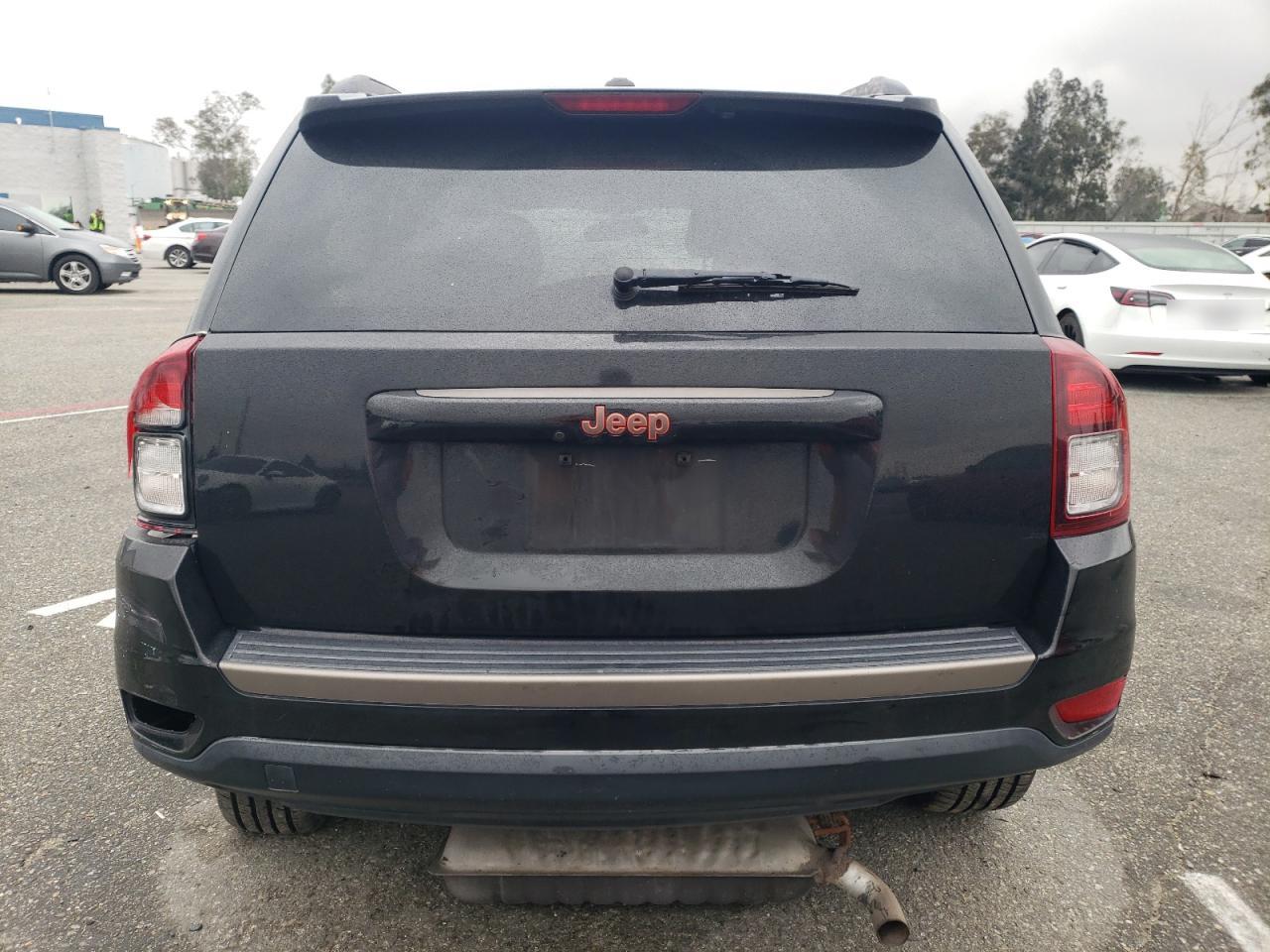 Photo 5 VIN: 1C4NJCBB8GD741289 - JEEP COMPASS 