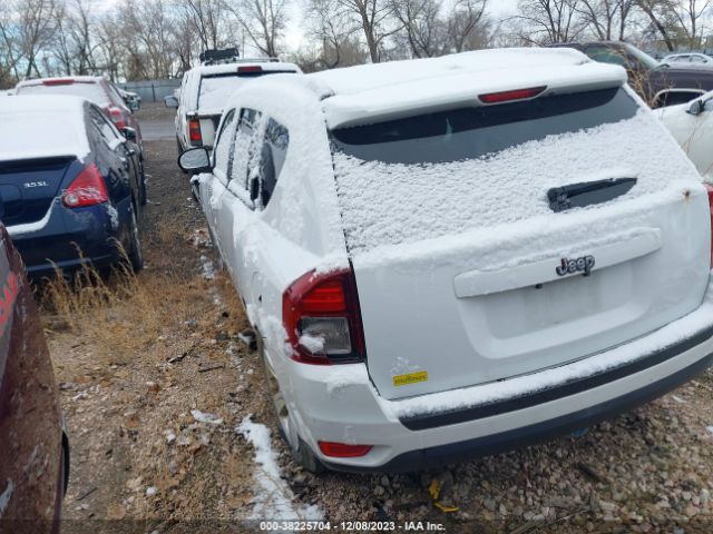 Photo 2 VIN: 1C4NJCBB9ED813775 - JEEP COMPASS 