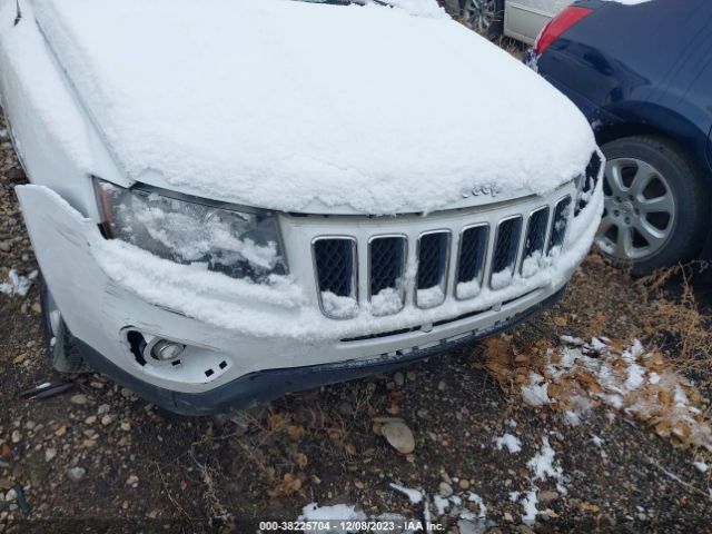 Photo 5 VIN: 1C4NJCBB9ED813775 - JEEP COMPASS 