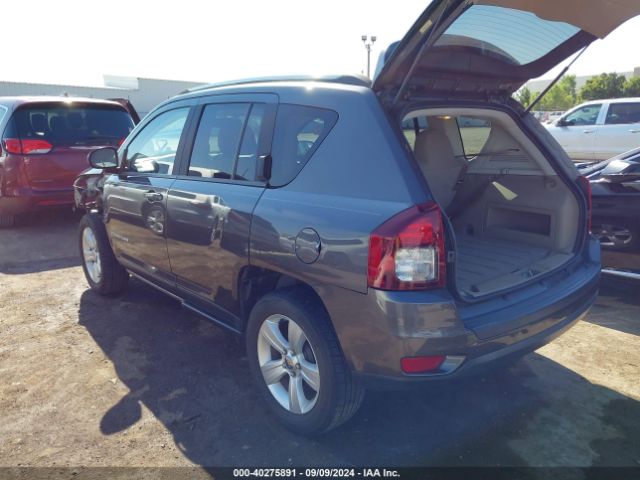 Photo 2 VIN: 1C4NJCBBXFD171858 - JEEP COMPASS 