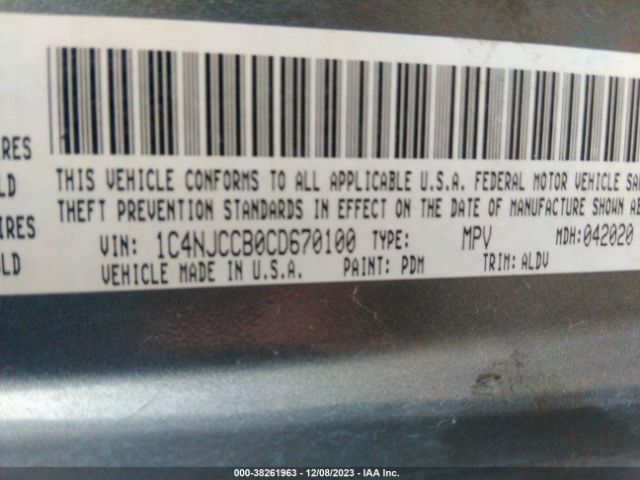 Photo 8 VIN: 1C4NJCCB0CD670100 - JEEP COMPASS 