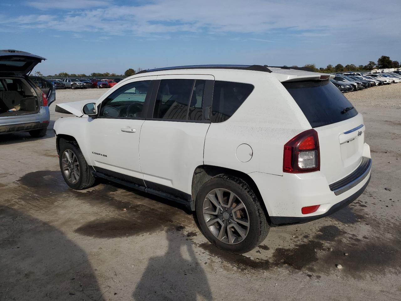 Photo 1 VIN: 1C4NJCCB6FD219953 - JEEP COMPASS 