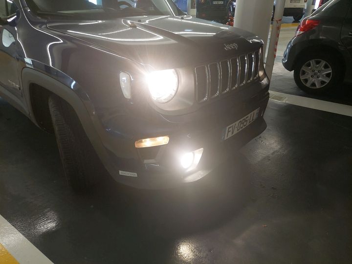 Photo 6 VIN: 1C4NJCD30MPM39107 - JEEP RENEGADE 