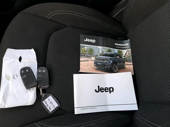 Photo 12 VIN: 1C4NJCD31MPM43313 - 12 JEEP RENEGADE 