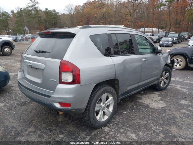 Photo 3 VIN: 1C4NJCEA0GD628326 - JEEP COMPASS 