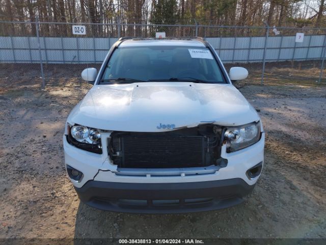 Photo 5 VIN: 1C4NJCEA1ED681646 - JEEP COMPASS 