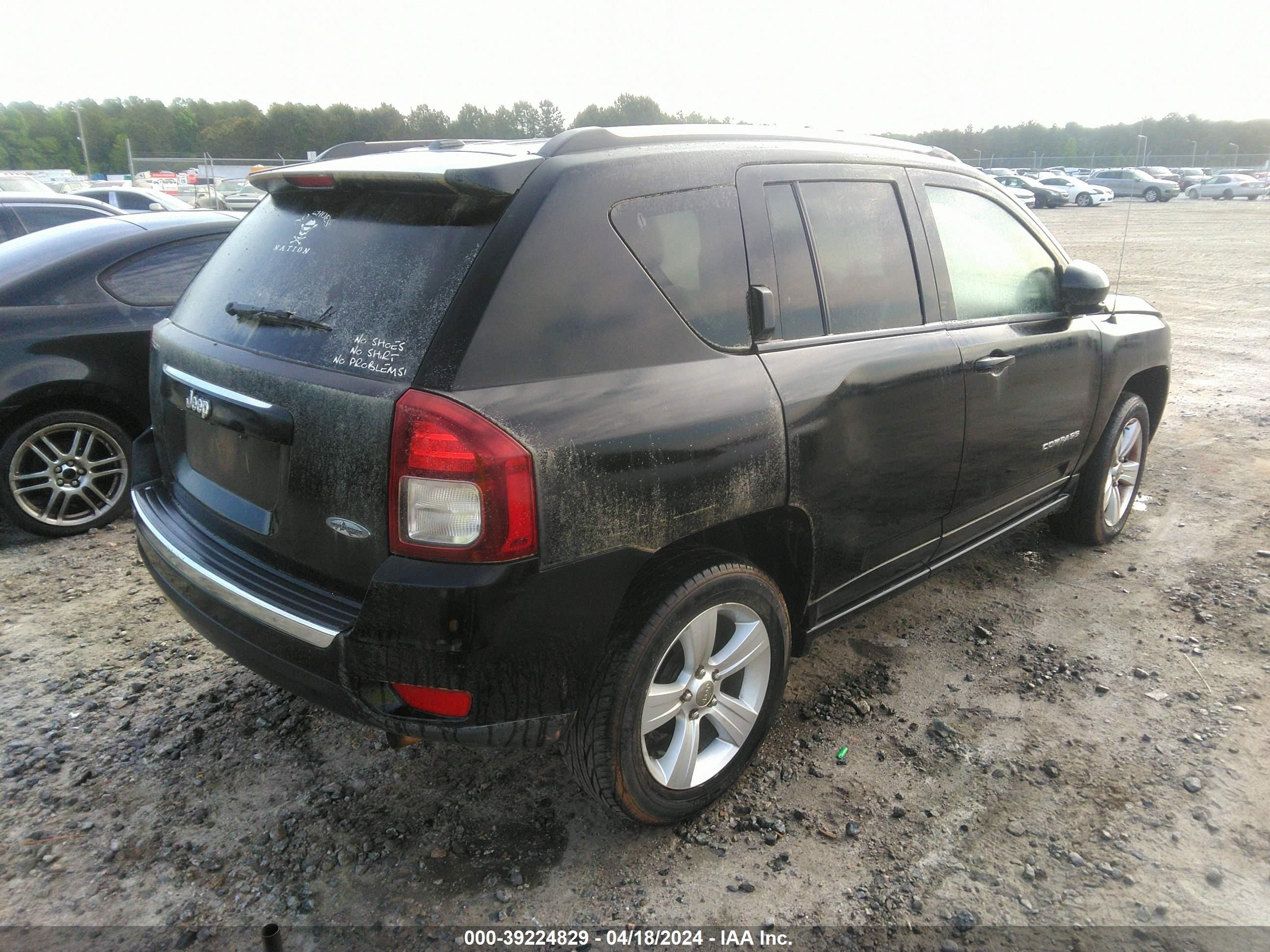 Photo 3 VIN: 1C4NJCEA3FD192747 - JEEP COMPASS 