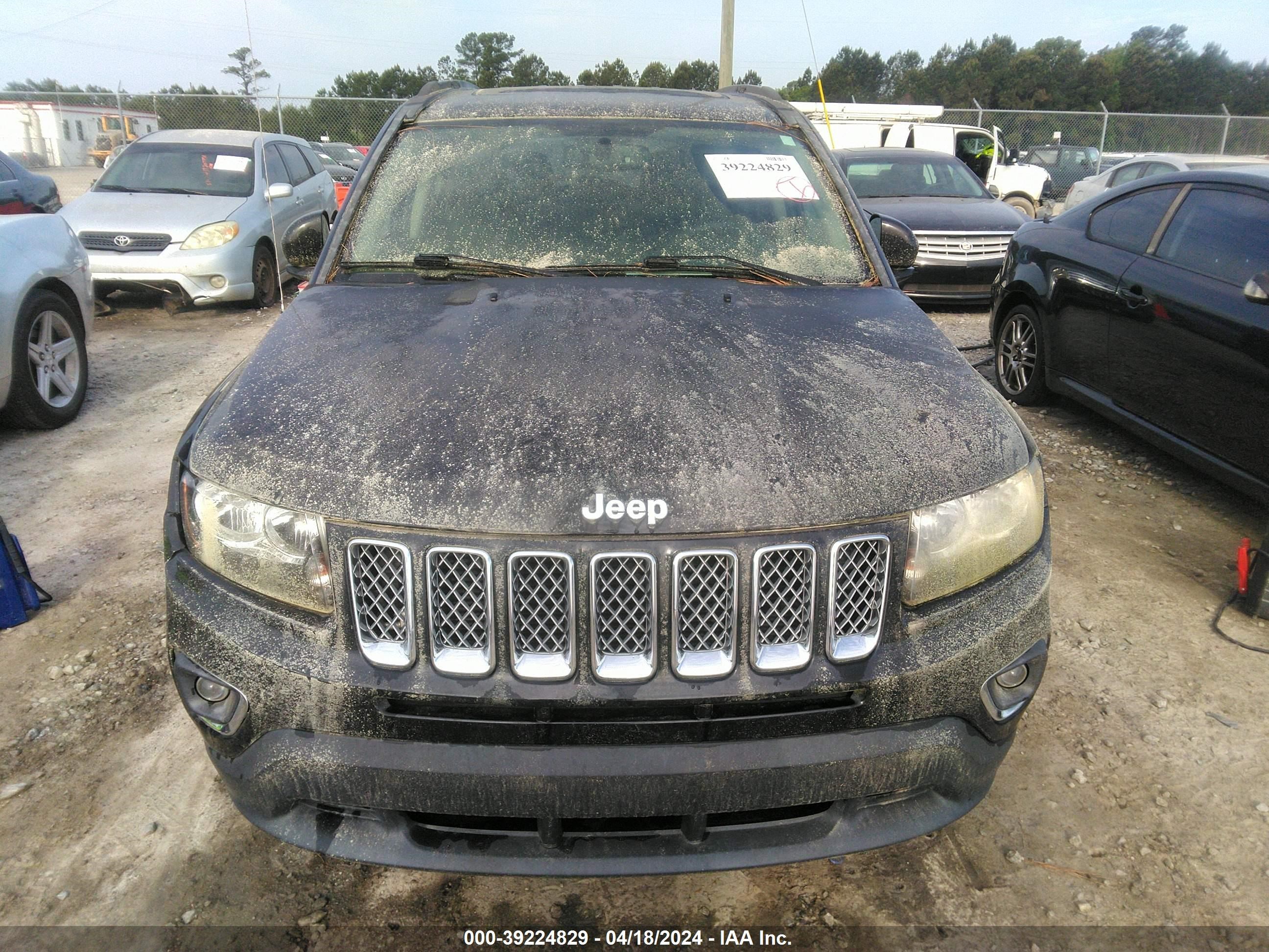 Photo 5 VIN: 1C4NJCEA3FD192747 - JEEP COMPASS 